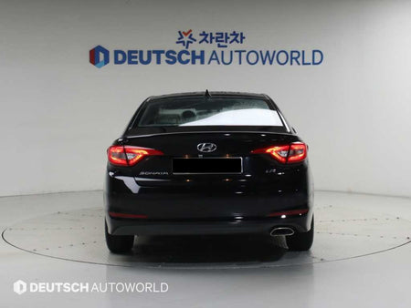 Hyundai Sonata — photo 04