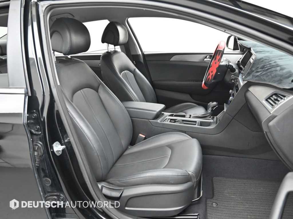 Hyundai Sonata — photo 10