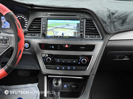 Hyundai Sonata — photo 14