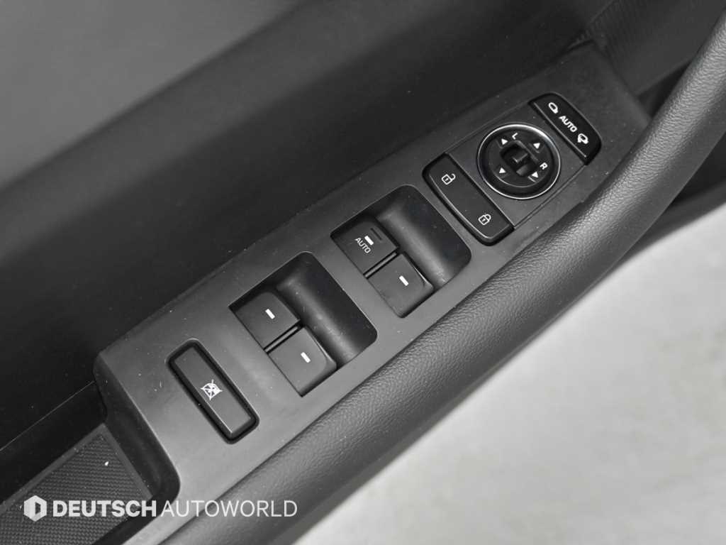 Hyundai Sonata — photo 18