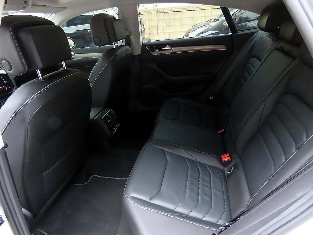 Volkswagen Arteon — photo 06