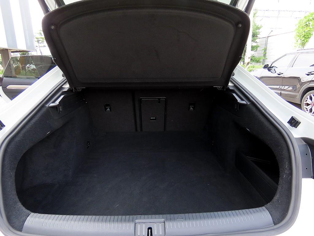 Volkswagen Arteon — photo 17