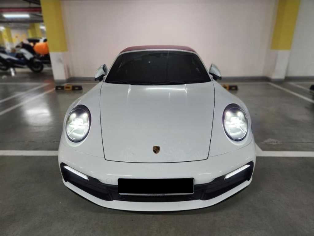 Porsche 911 — photo 02