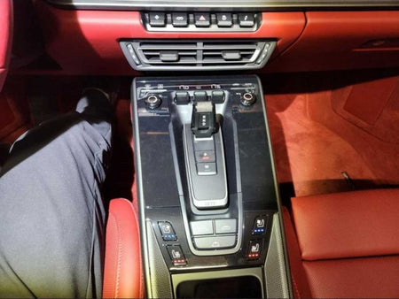 Porsche 911 — photo 17
