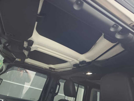 Jeep Wrangler — photo 14