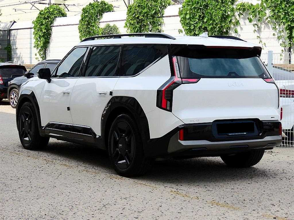 Kia EV9 — photo 04