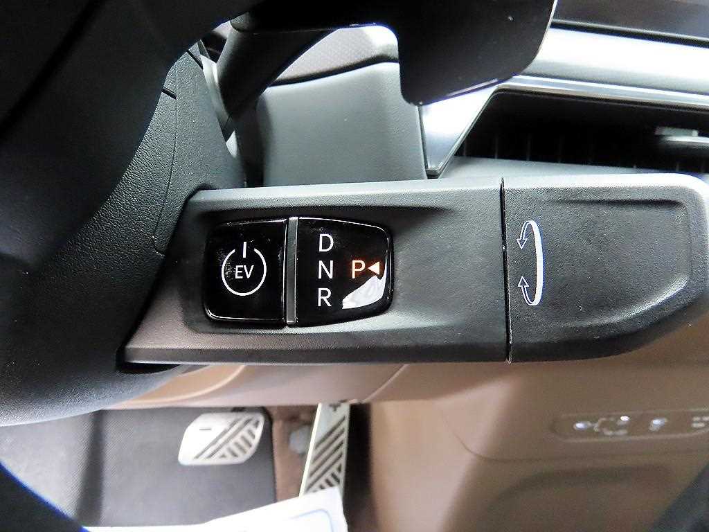 Kia EV9 — photo 11