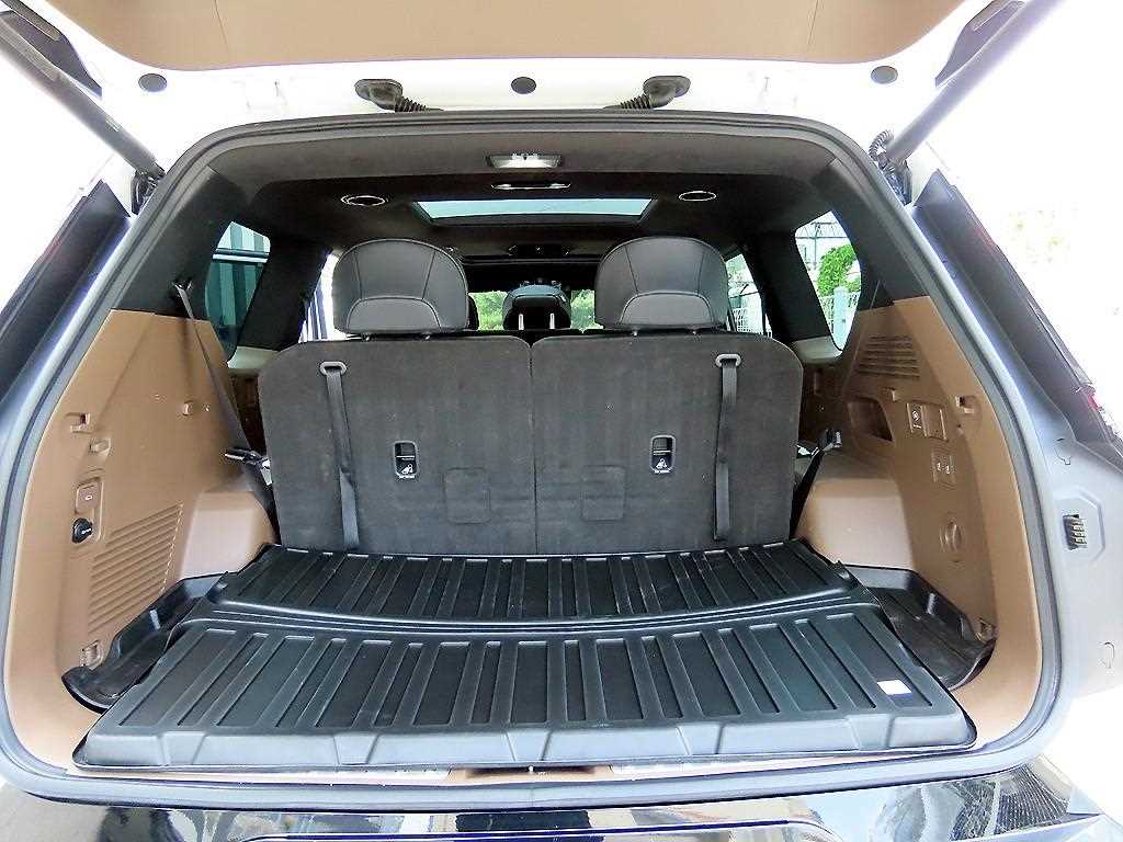 Kia EV9 — photo 15