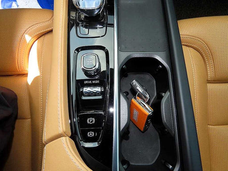 Volvo XC90 — photo 13
