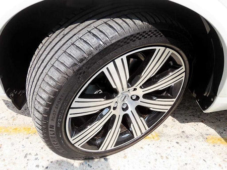 Volvo XC90 — photo 20