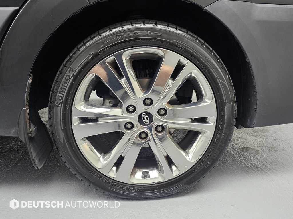 Hyundai Solati — photo 05