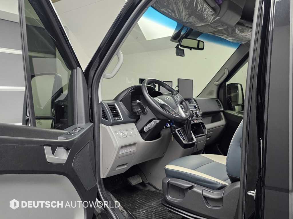 Hyundai Solati — photo 10