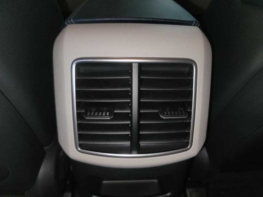 Kia Sportage — photo 13