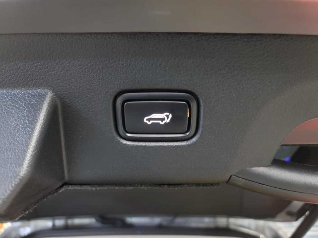 Kia Sportage — photo 18