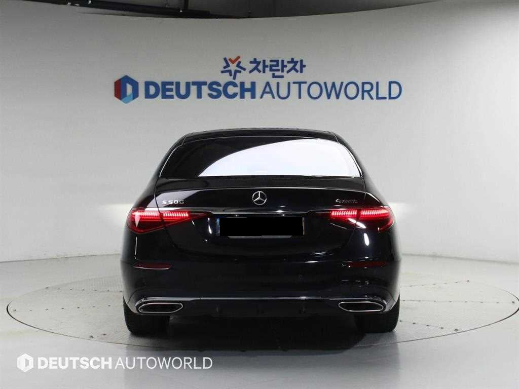 Mercedes-Benz S-Class — photo 04