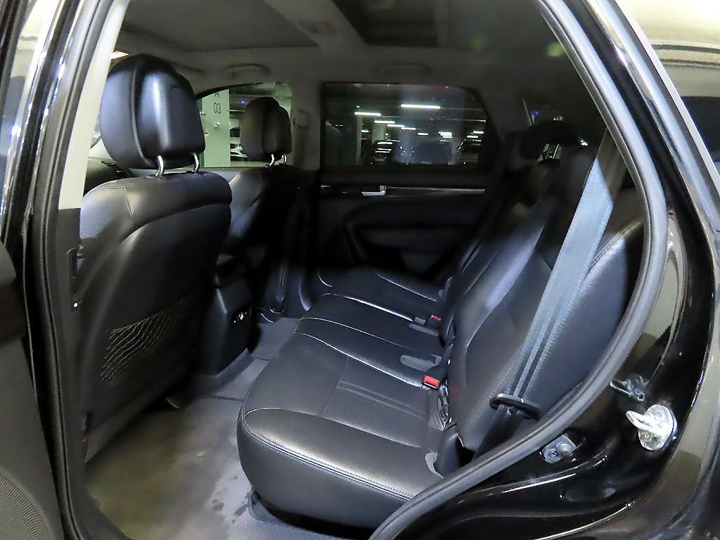 Kia Sorento — photo 07