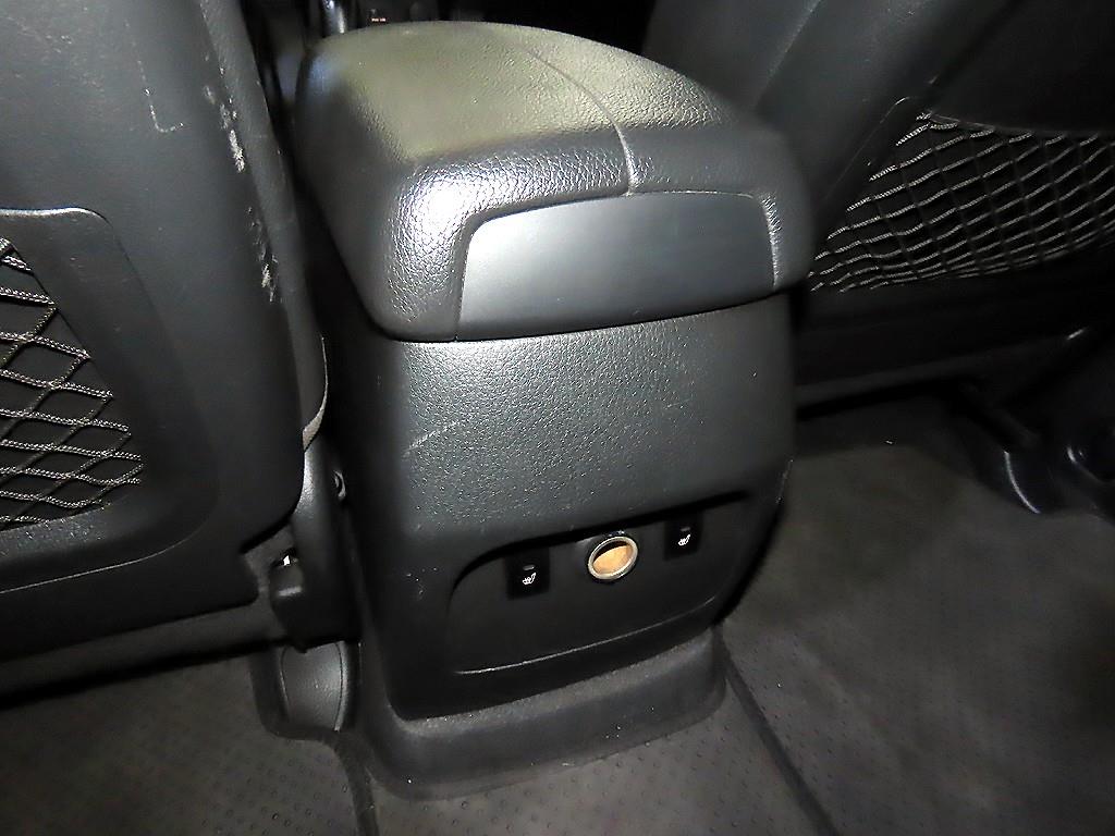 Kia Sorento — photo 15