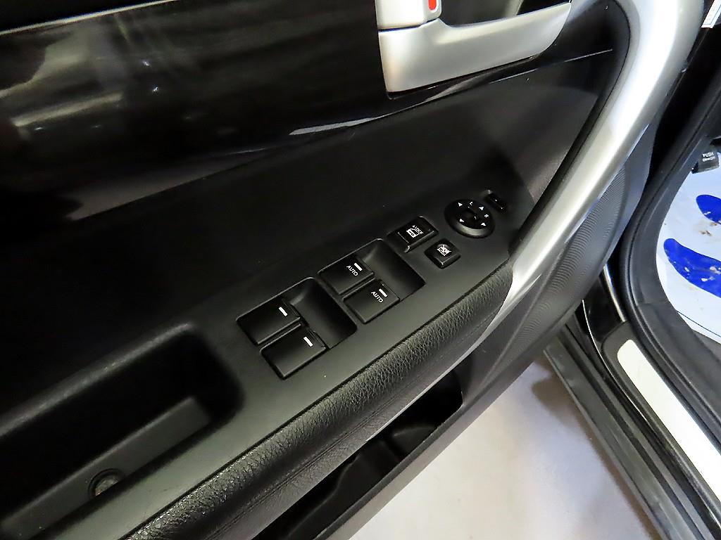 Kia Sorento — photo 16