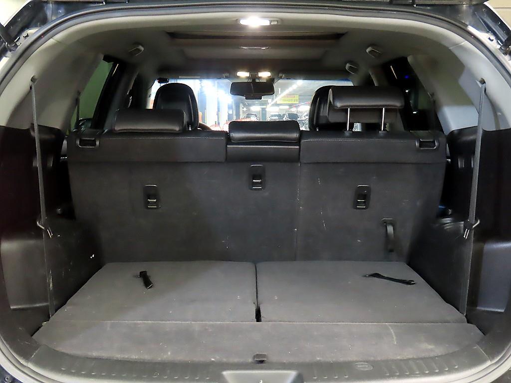 Kia Sorento — photo 18