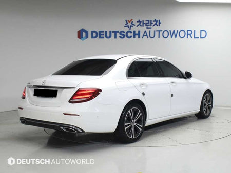 Mercedes-Benz E-Class — photo 03