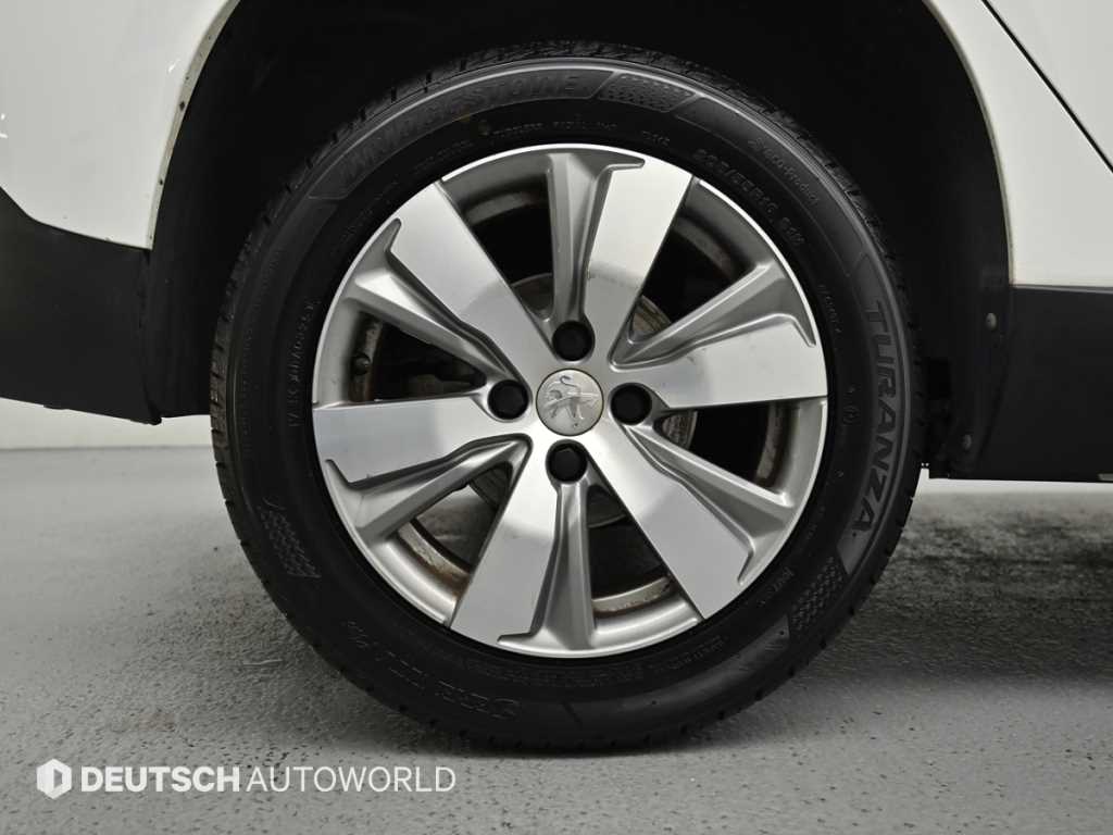 Peugeot 2008 — photo 05