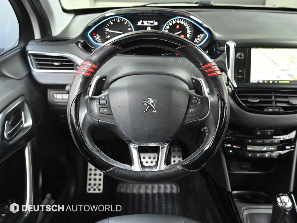 Peugeot 2008 — photo 13