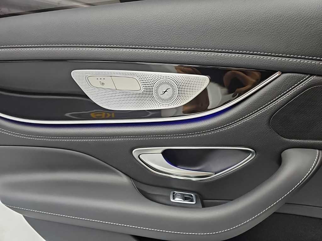 Mercedes-Benz AMG GT — photo 13