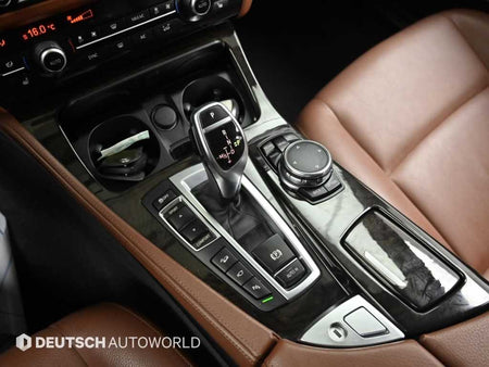 BMW 5-Series — photo 09