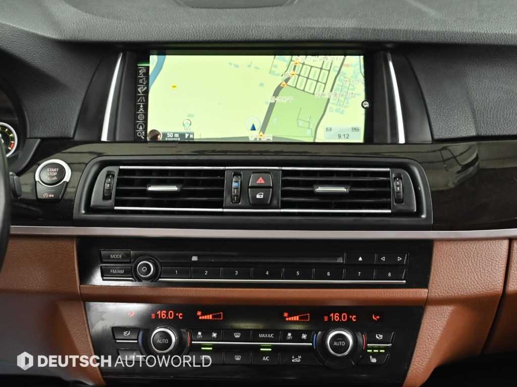 BMW 5-Series — photo 14