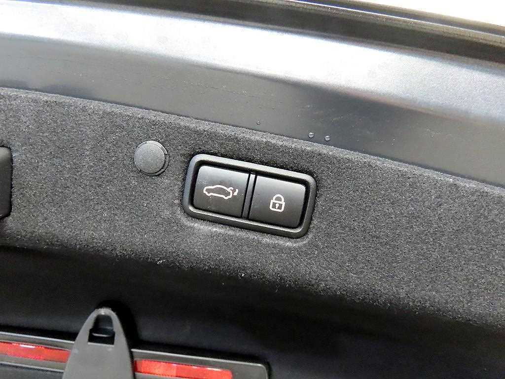 Hyundai Grandeur — photo 15