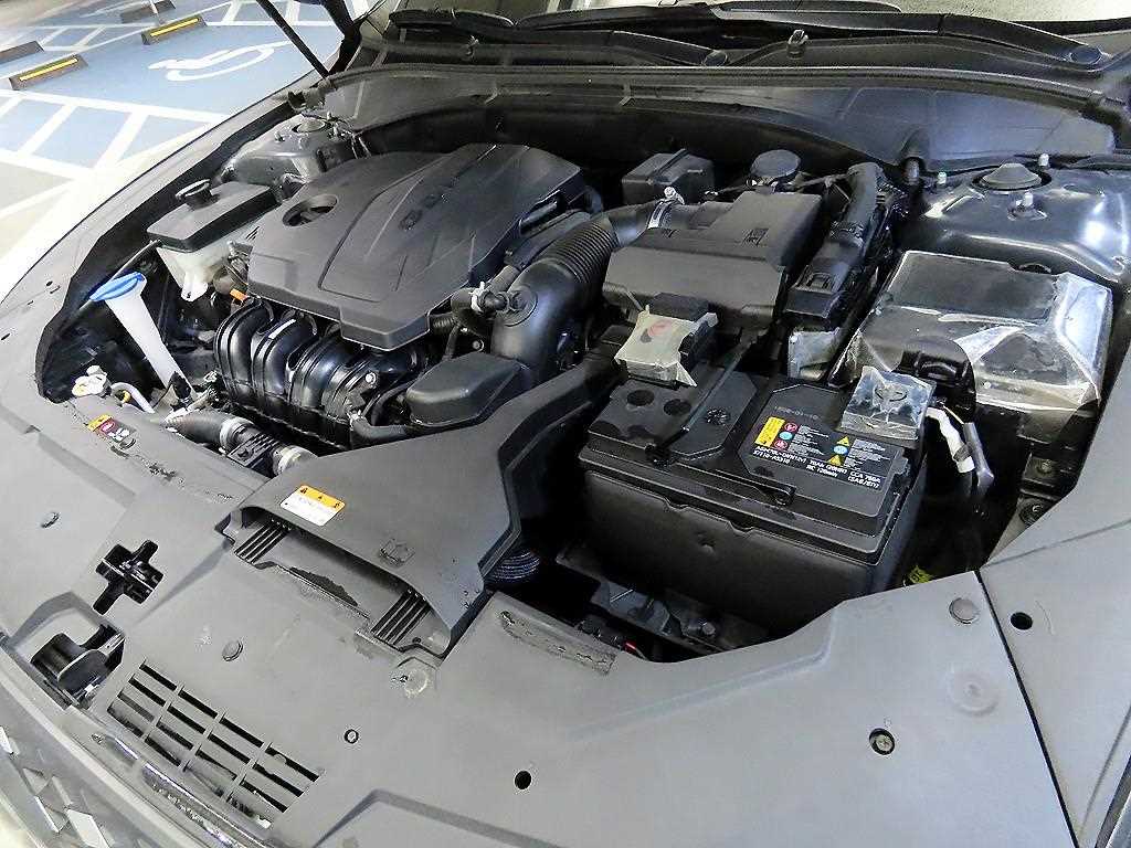 Hyundai Grandeur — photo 18