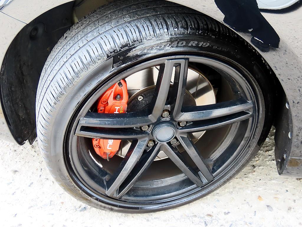 Kia K7 — photo 20