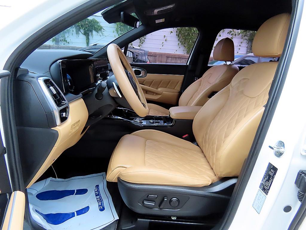 Kia Sorento — photo 05