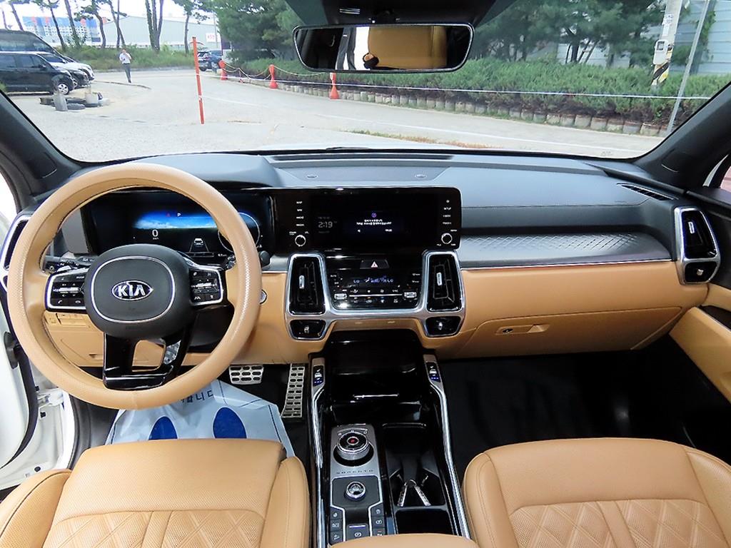Kia Sorento — photo 07