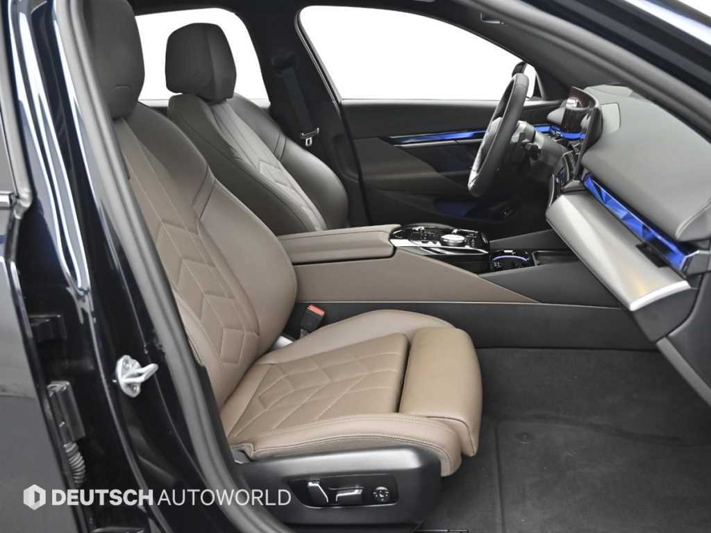 BMW 5-Series — photo 10