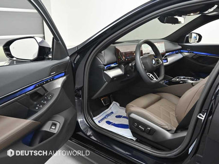 BMW 5-Series — photo 11