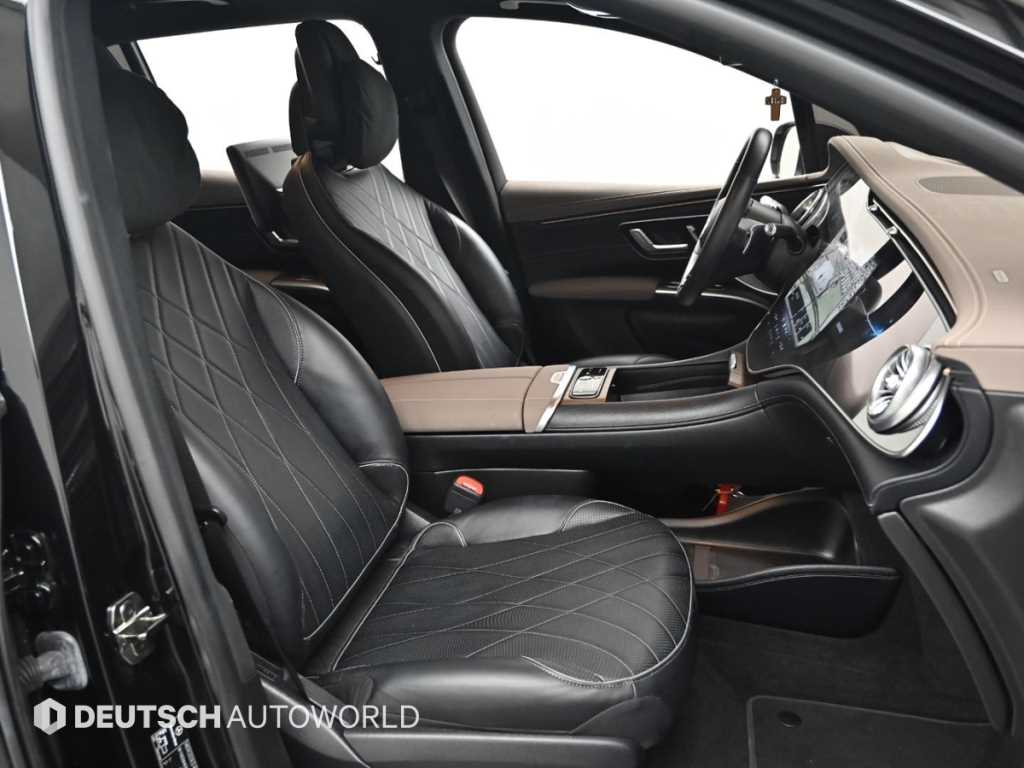 Mercedes-Benz EQS — photo 10