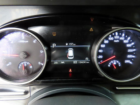 Kia Carnival — photo 10