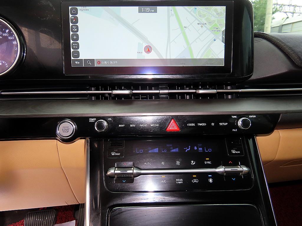 Kia Carnival — photo 14