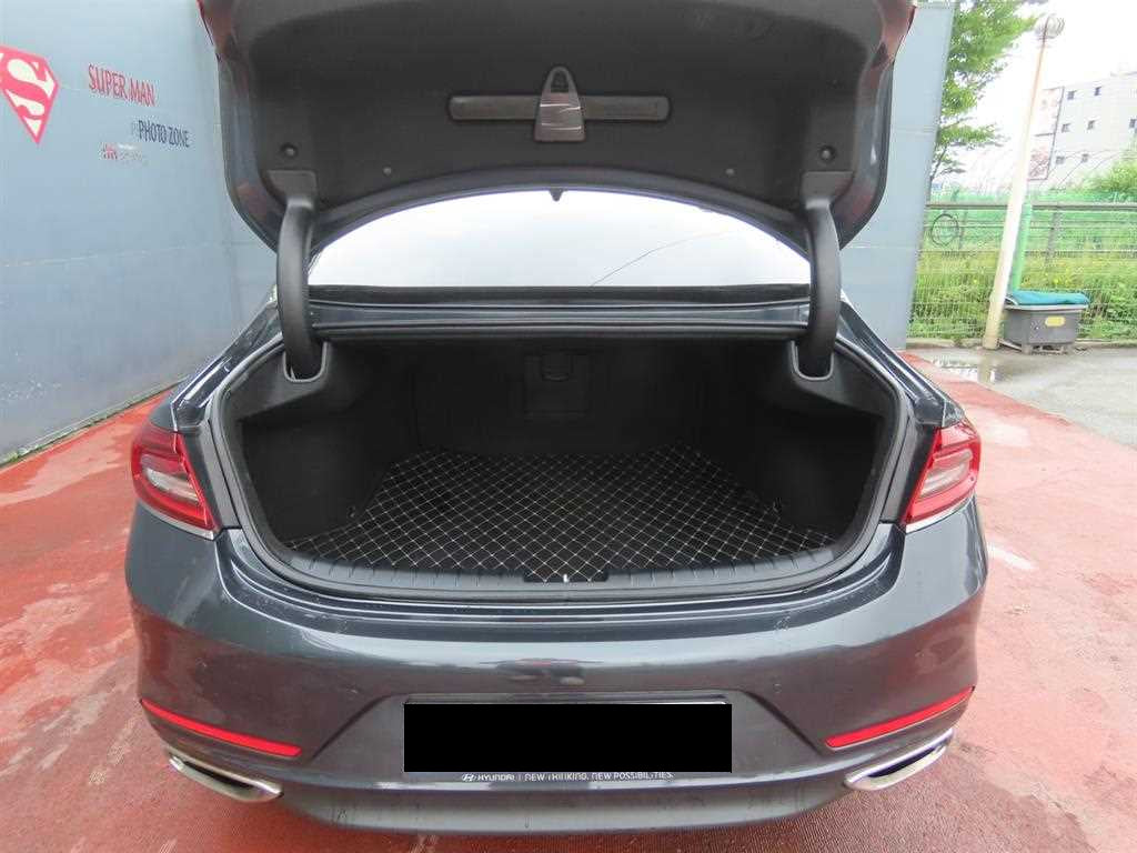 Hyundai Grandeur — photo 05