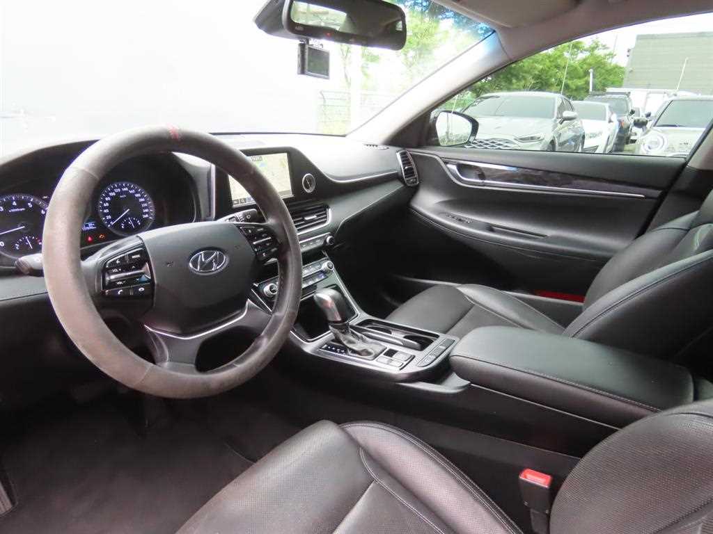 Hyundai Grandeur — photo 16