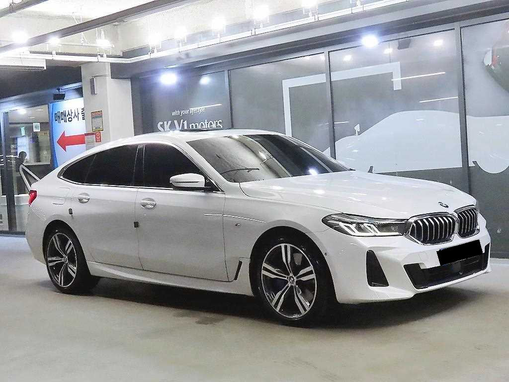 BMW Gran Turismo — photo 01