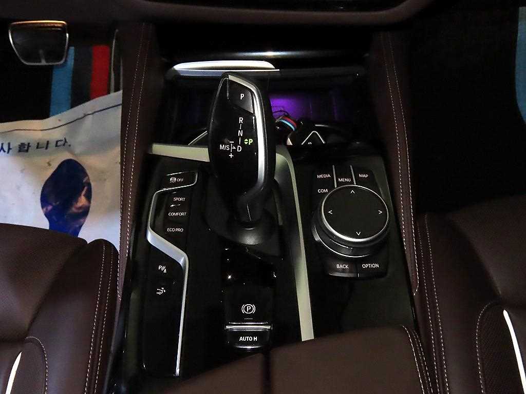 BMW Gran Turismo — photo 12