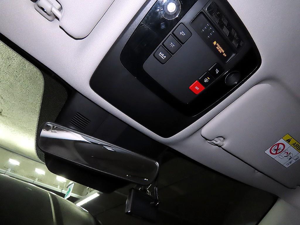 Kia Carnival — photo 17