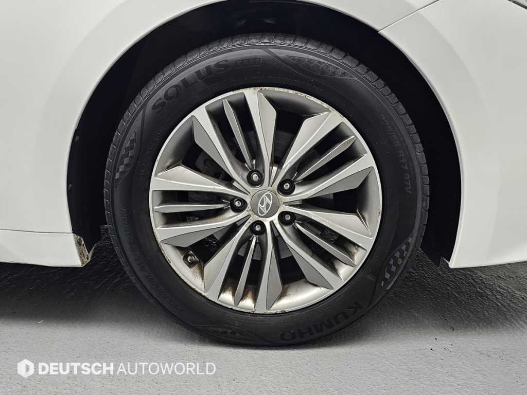 Hyundai Grandeur — photo 06
