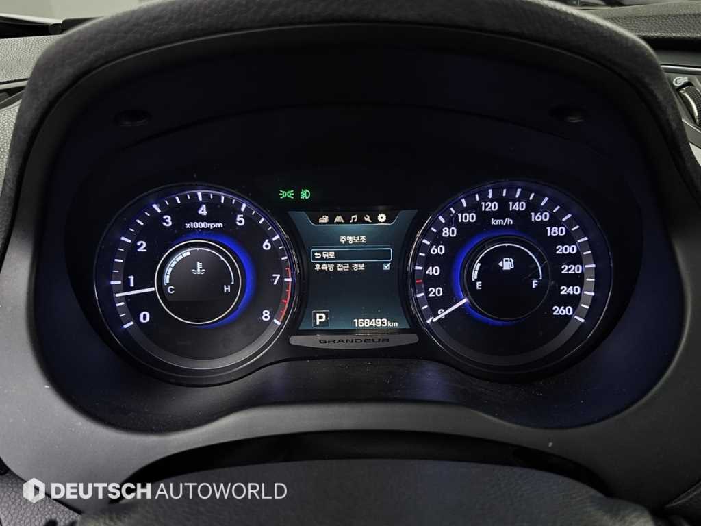 Hyundai Grandeur — photo 09