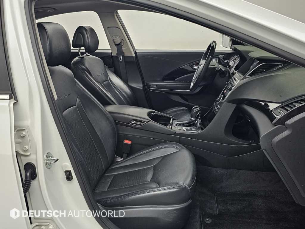 Hyundai Grandeur — photo 12
