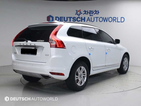 Volvo XC60 — photo 02