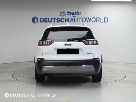 Jeep Cherokee — photo 04