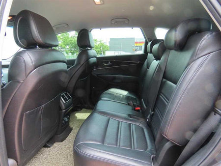 Kia Sorento — photo 08